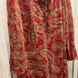 White Stage multi color Woman Top, I only got 1 piece when I bought the blouse.